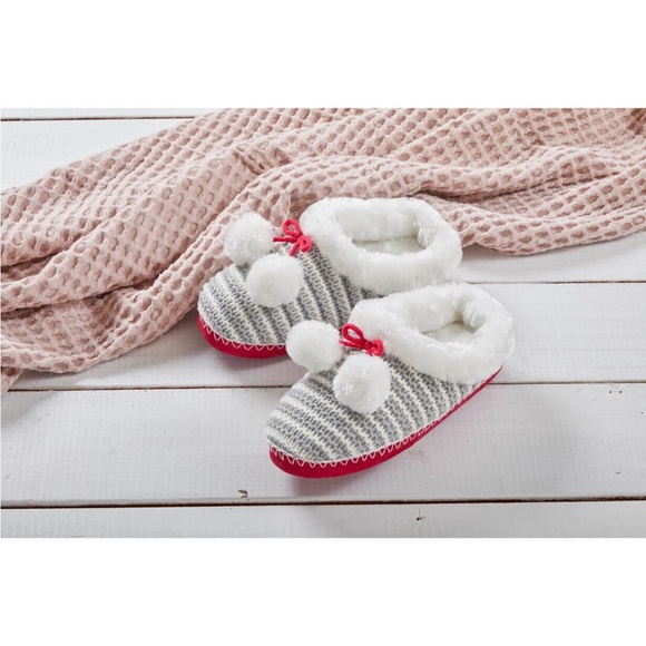 Isotoner Toasties Totes Women's Grey/Pink Striped Knit Mule Plush Slippers S 6-7 - Picture 1 of 8